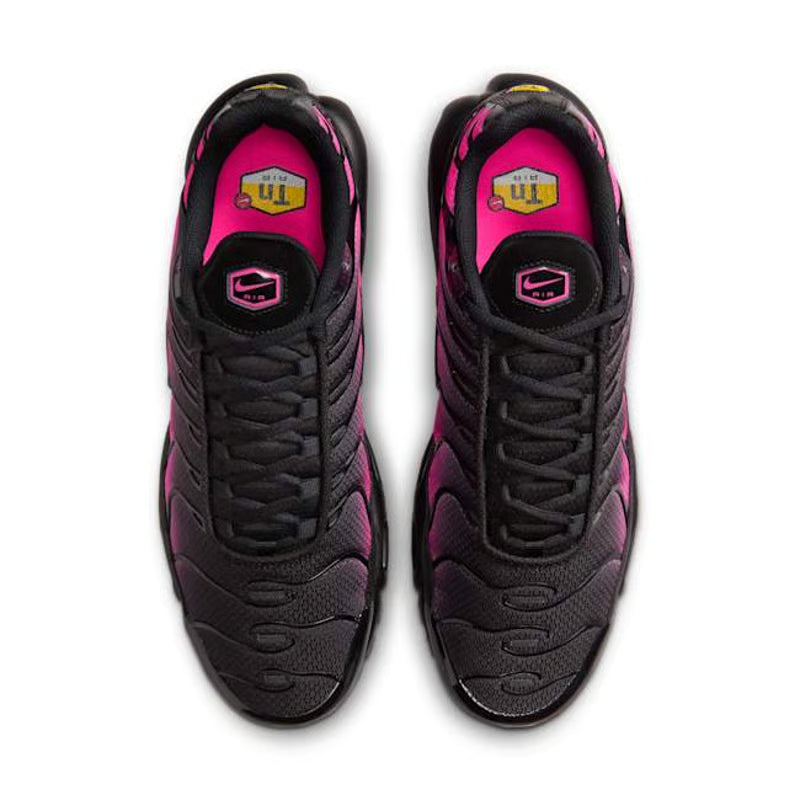 Nike Air Max Plus Black & Hyper Pink