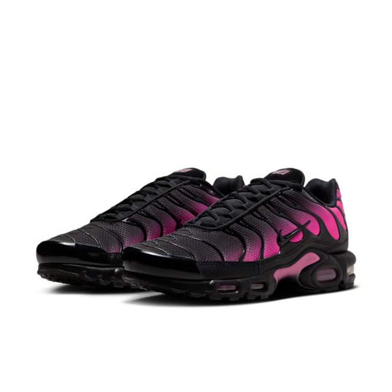 Nike Air Max Plus Black & Hyper Pink